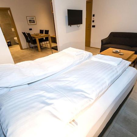 Hrimland Apartments アークレイリ エクステリア 写真